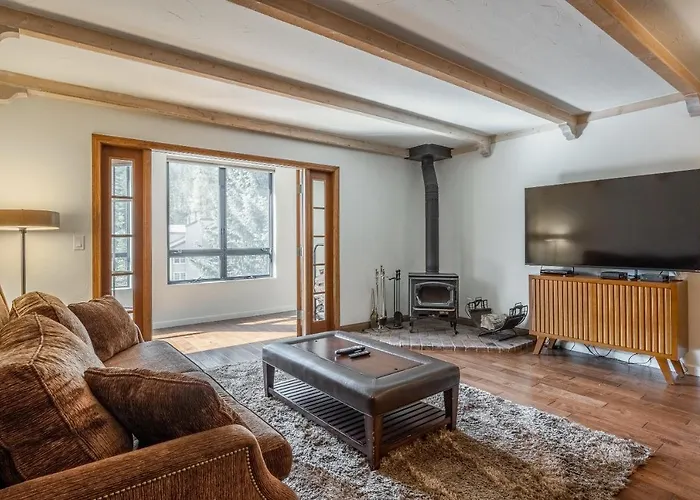 Walk To Lift Updated 2 Bedroom 2 And A Half Bathrooms 1849 Condos 209 Steps To Canyon Lodge Sleeps 6