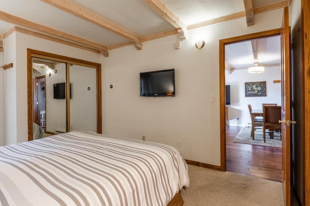 Hébergement de vacances Walk To Lift Updated 2 Bedroom 2 And A Half Bathrooms 1849 209 Steps To Canyon Sleeps 6