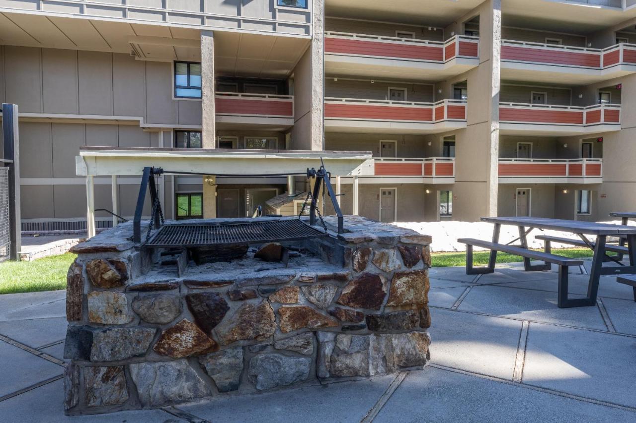 Walk To Lift Updated 2 Bedroom 2 And A Half Bathrooms 1849 209 Steps To Canyon Sleeps 6 *
