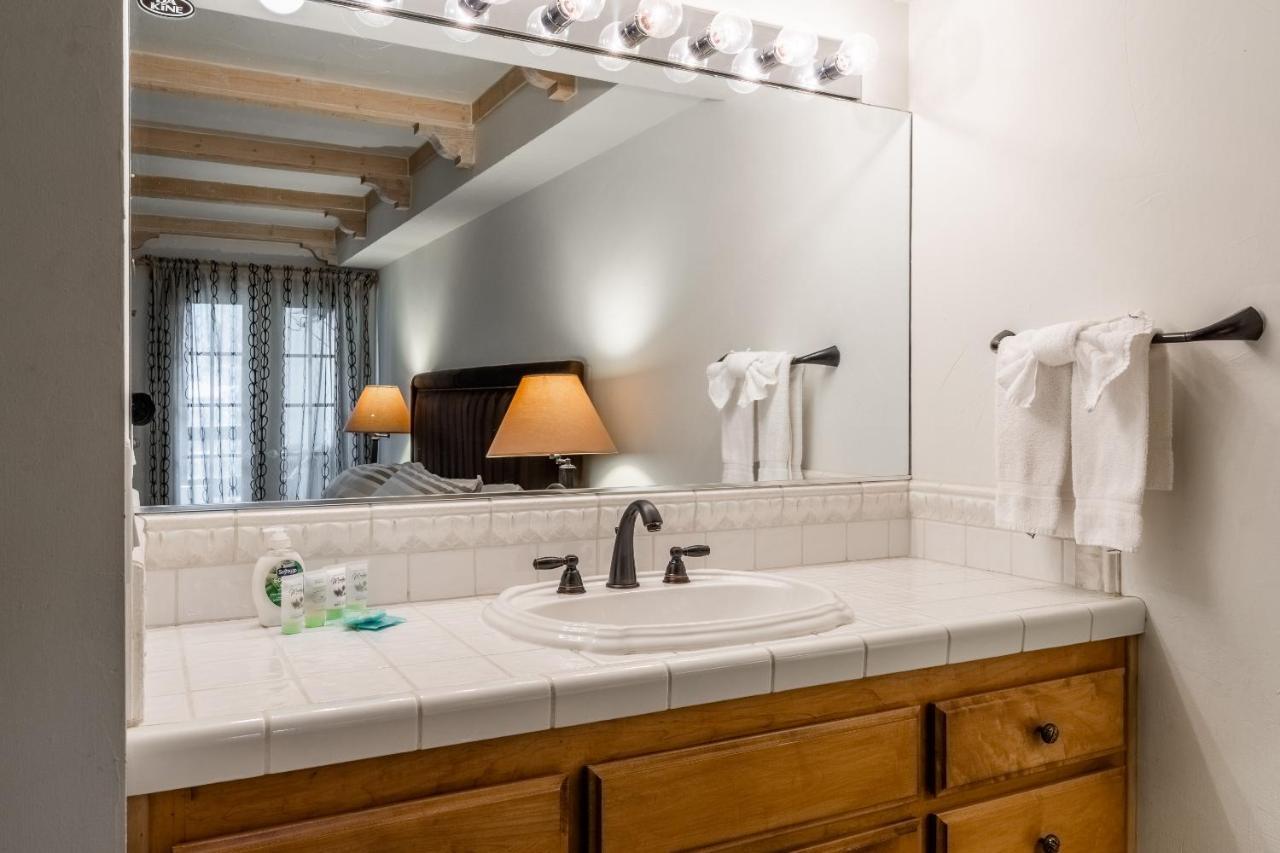 Canyon Condo: Ski-in 2br With Updated Amenities Mammoth Lakes